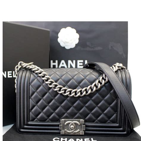 chanel boy bag zwart|chanel black boyfriend bag.